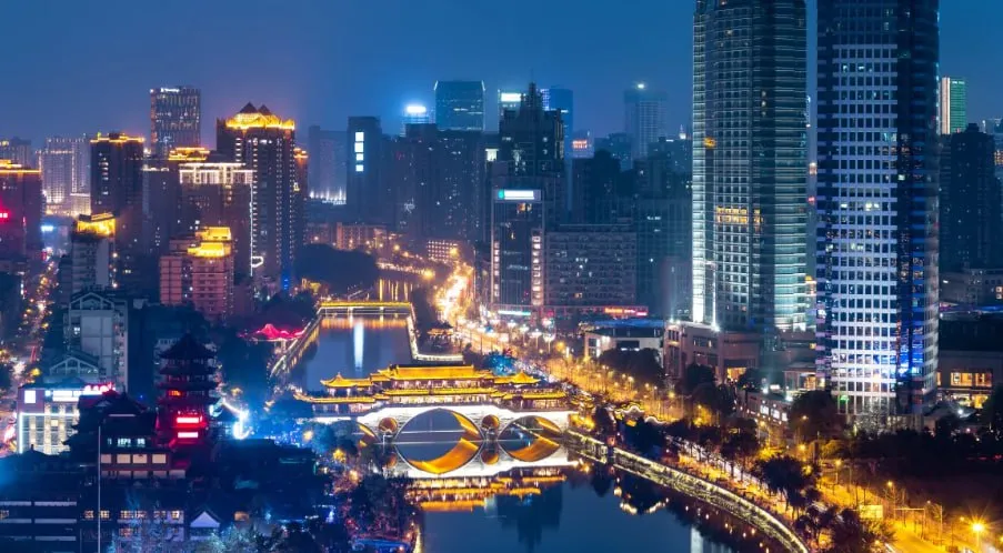 Abendstimmung am Jin-Fluss in Chengdu