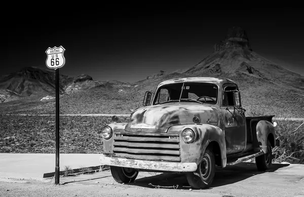 Route 66 Classic Car | B&W