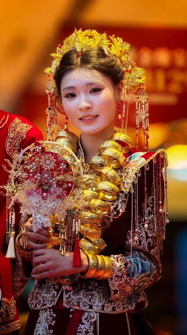 Frau in traditioneller Tracht