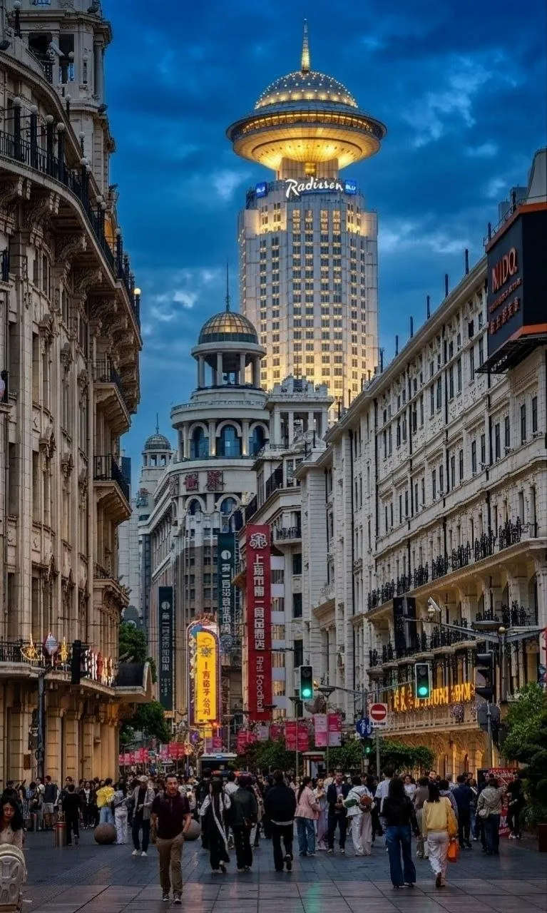 Nanjing Road bei Nacht