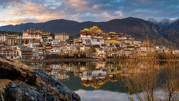 Shangri-La: Wo der Himmel die Erde berührt